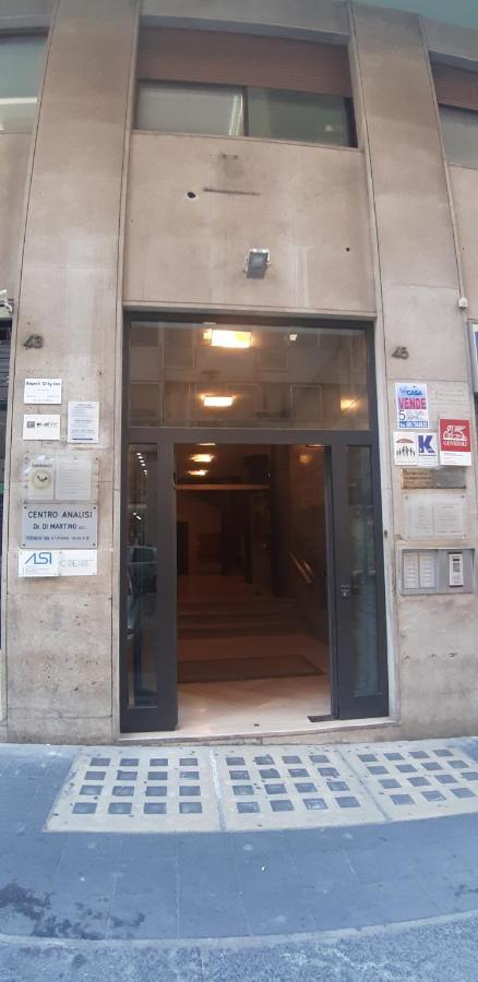 Hotel Brakko 45 à Naples Extérieur photo