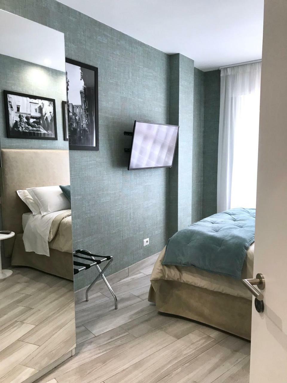 Hotel Brakko 45 à Naples Extérieur photo