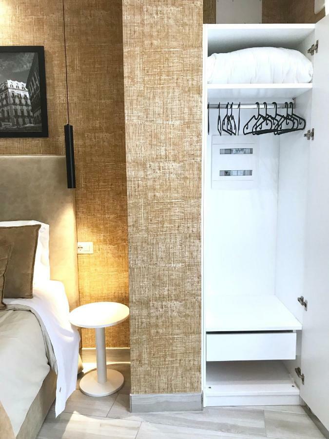 Hotel Brakko 45 à Naples Extérieur photo